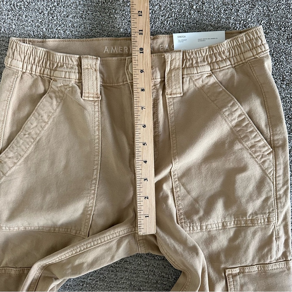 American Eagle '90s Straight Cargo Pants Khaki Tan Women's Size 4 High Rise - Picture 5 of 8
